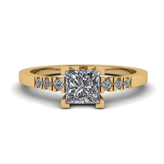 Princess Cut Diamond Ring with 3 Small Side Diamonds Yellow Gold, Enlarge image 1