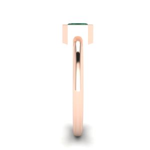 Stylish Square Emerald Ring in 18K Rose Gold - Photo 2
